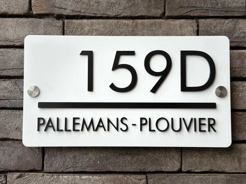 Huisnummer Rechthoek - Nr &amp; Eigen tekst uitstekend (35cm x 19cm)
