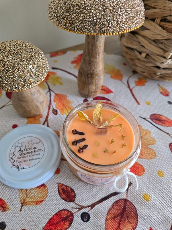 AUTUMN PUMPKIN zapachowa świeca sojowa z drewnianym knotem 235 ml