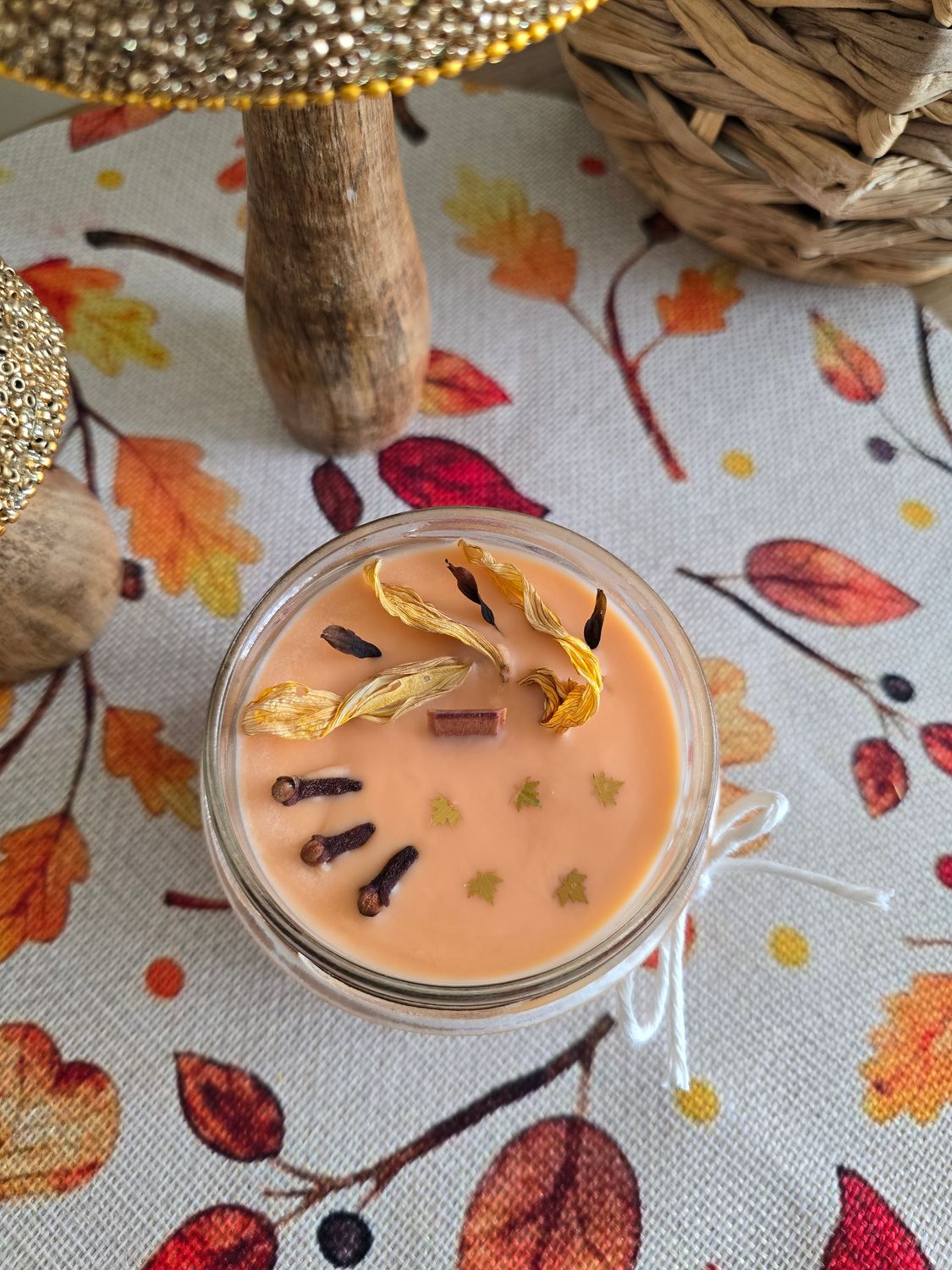 PUMPKIN WOOD zapachowa świeca sojowa z drewnianym knotem 235 ml