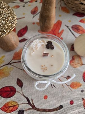 VANILLA LATTE zapachowa świeca sojowa z drewnianym knotem 235 ml