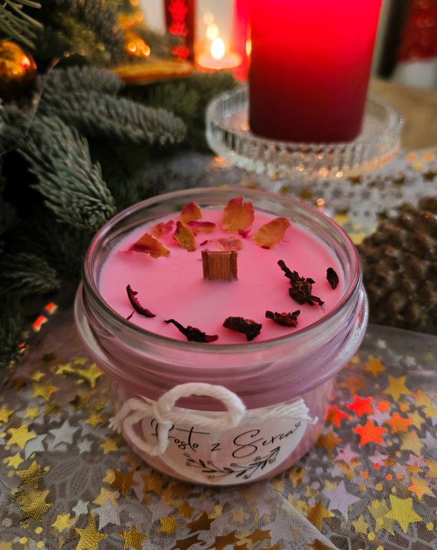 PIWONIA &amp; PIŻMO świeca sojowa z drewnianym knotem 235 ml