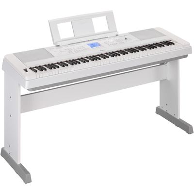 Yamaha DGX670 Digital Piano  - WHITE
