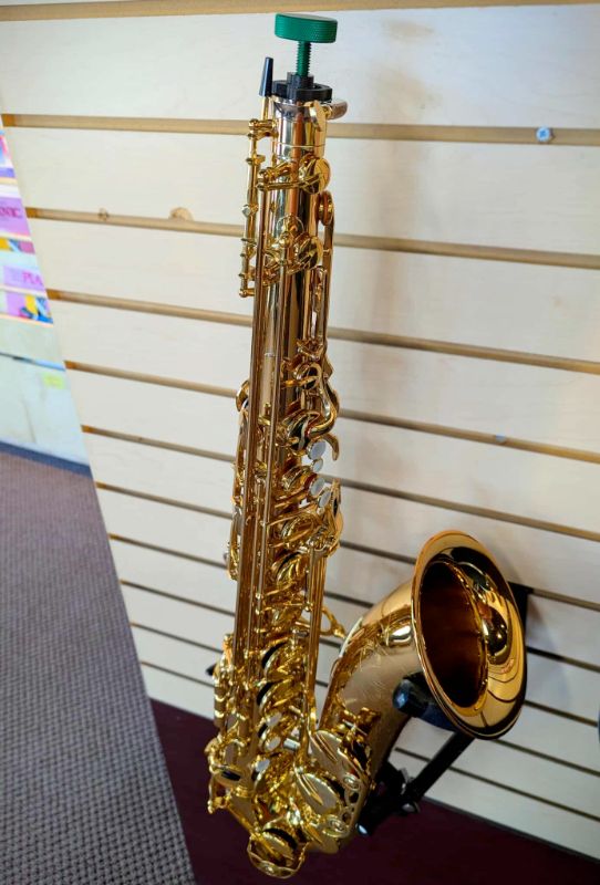 CONSIGN Yamaha YTS-82Z II Professional Tenor Saxophone - Gold Lacquer with Hiscox Case &amp; Mouthpieces