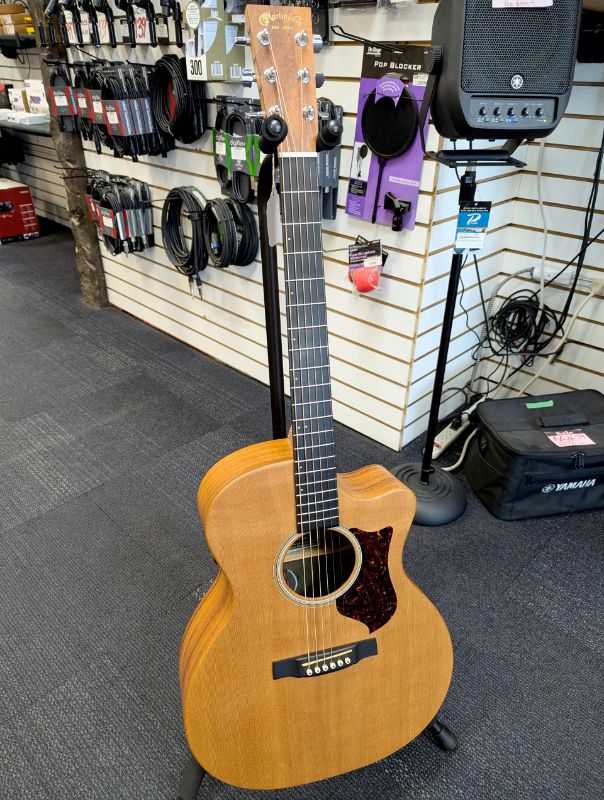 PREOWNED Martin GPCPA5K Grand Performance Cutaway Acoustic-Electric Guitar