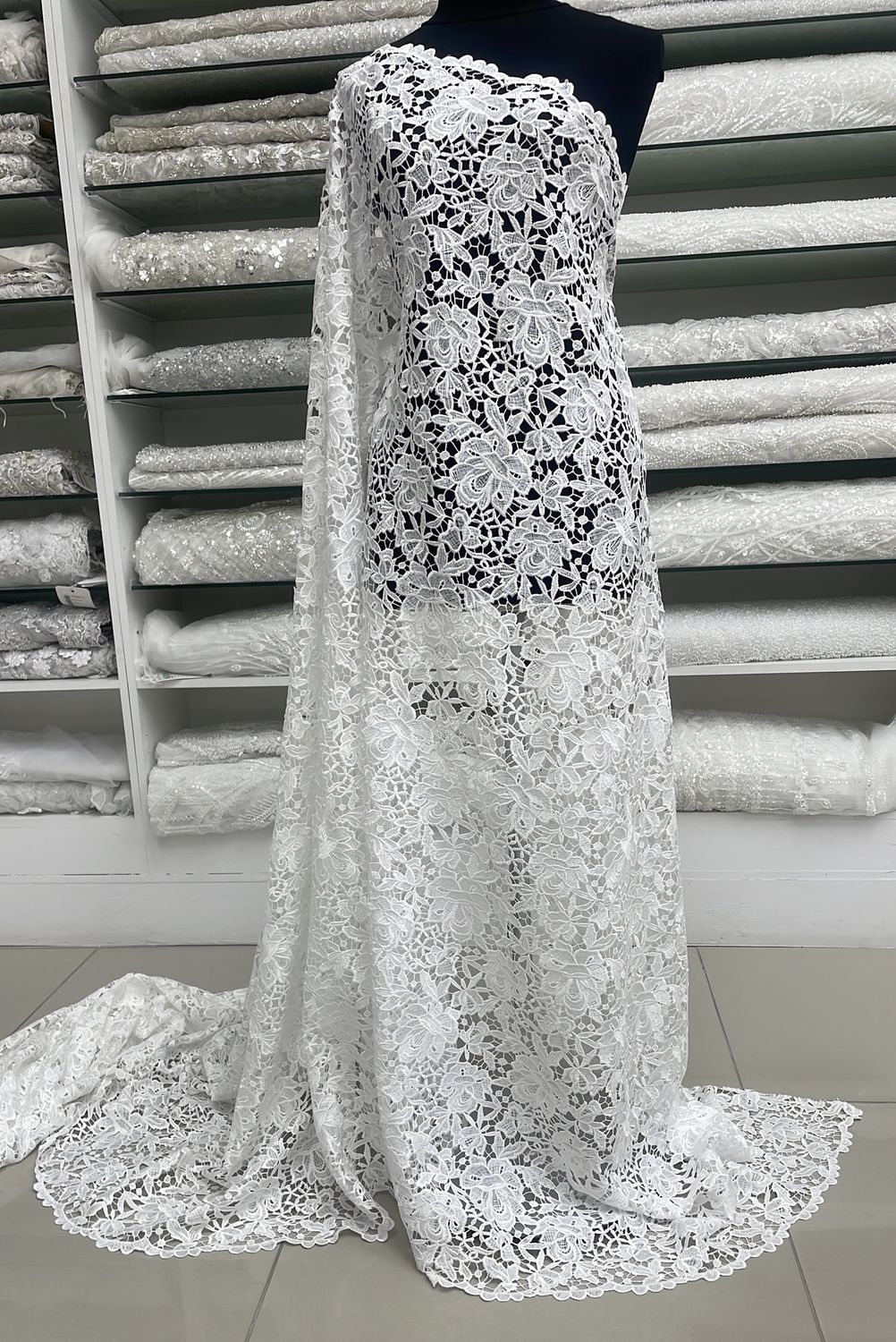 Lace Floral 130cm - Ivory