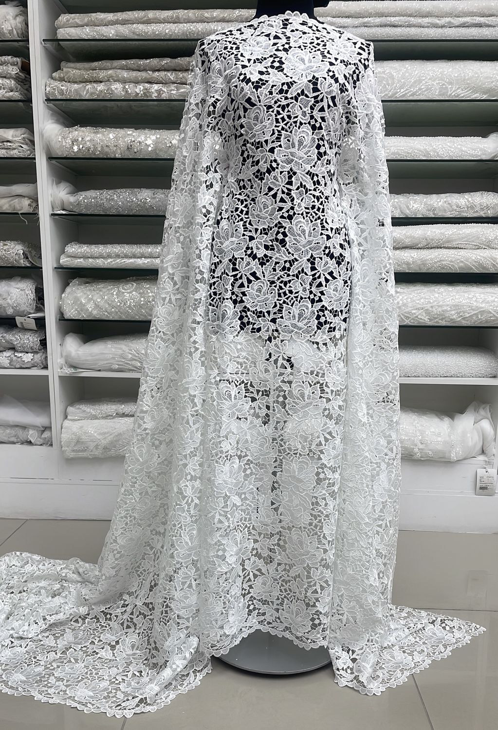 Lace Floral 130cm - White