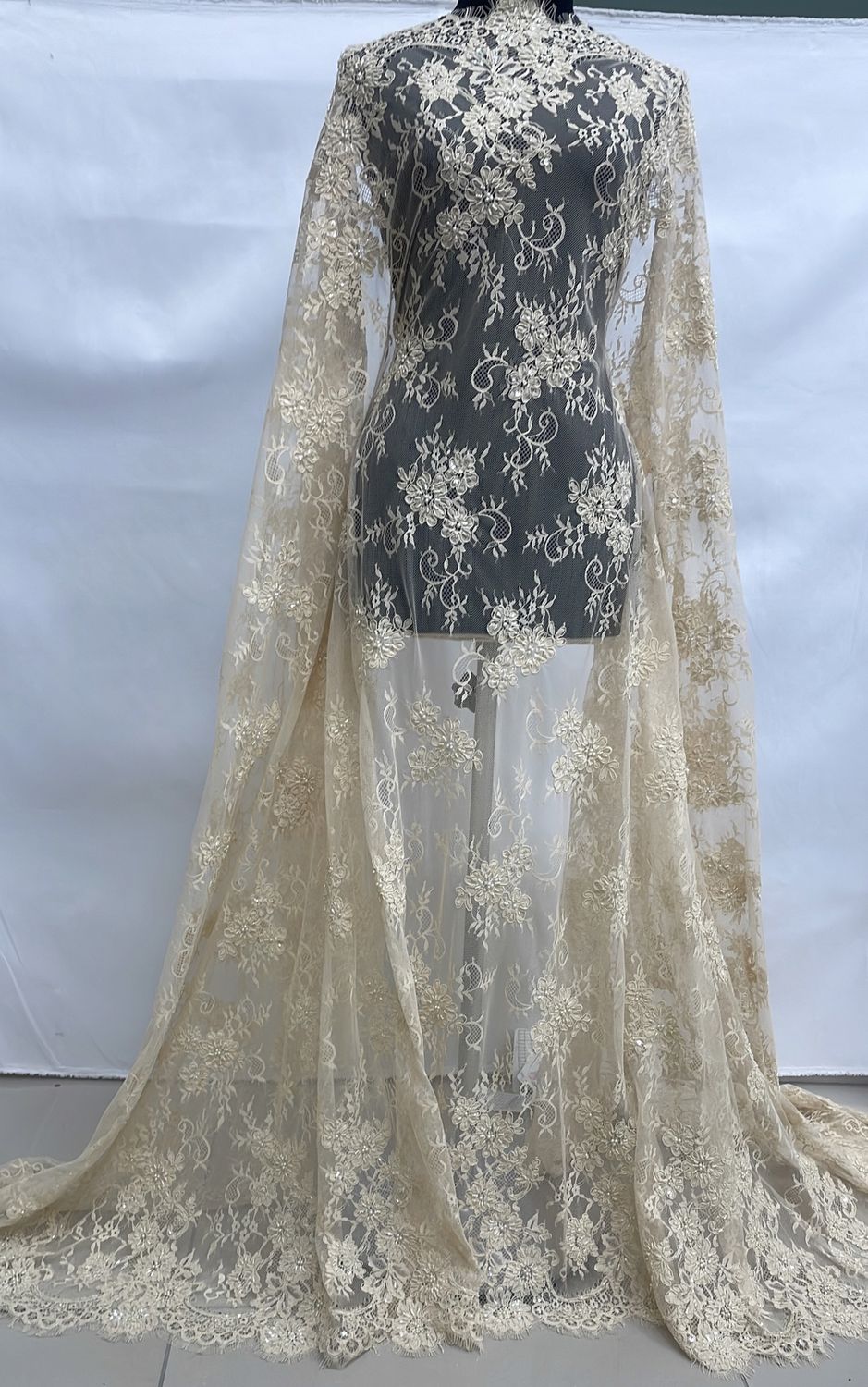Dress Fabric [ 000000410 ] Lace Chantilly Design Beaded Corded/137cm/5g/CHAMP per Meter