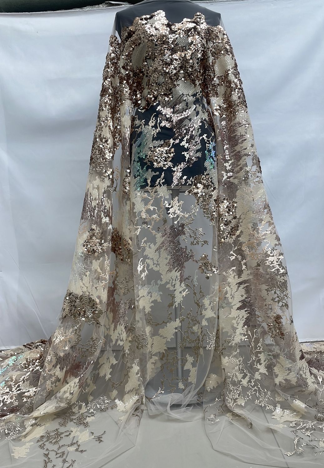 Sequins Dress Fabric [ 24989 ] Tulle Emb Sequence-GZ-39582-137-Rose Gold-01 per Meter