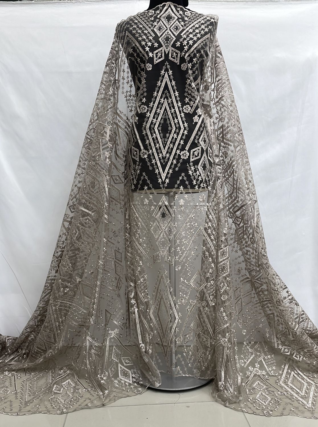 Dress Fabric [ 19067 ] Tulle Embroidered/137cm/5g/BROWN per Meter