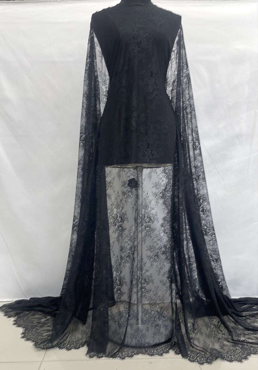 Dress Fabric [ 15066 ] Lace Chantilly Design/137cm/5g/Black per Meter