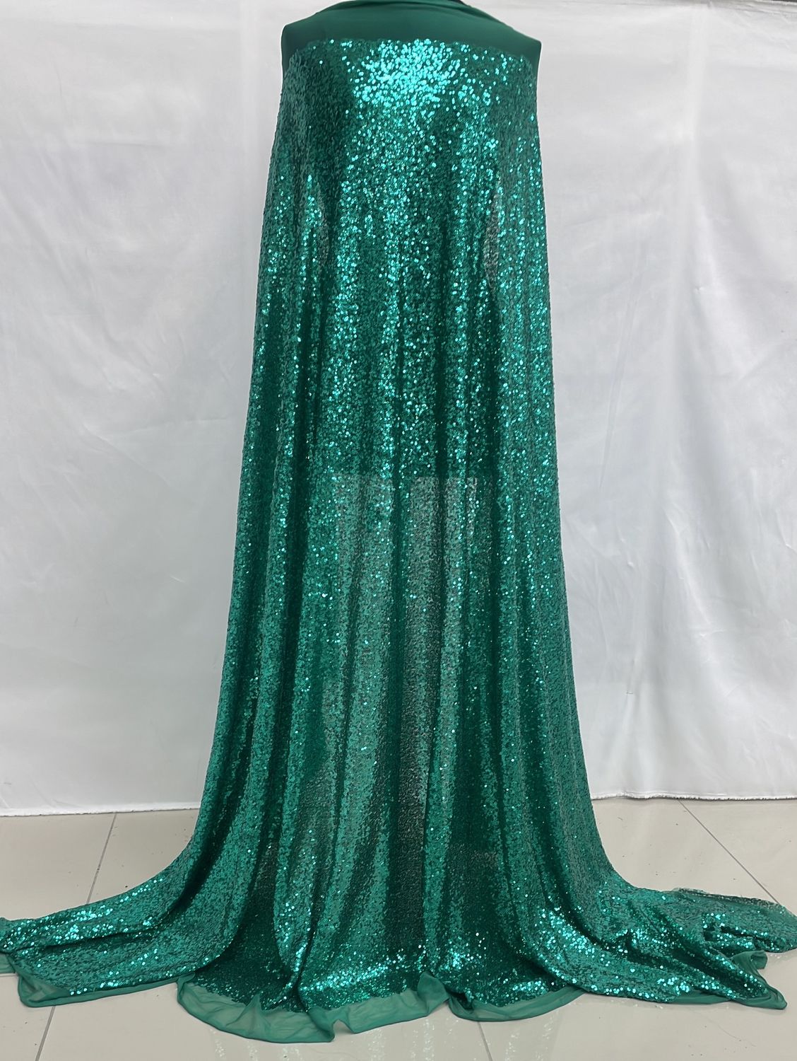 Sequins [ 19201 ] Tulle Sequins/137cm/5g/EMERALD per Meter
