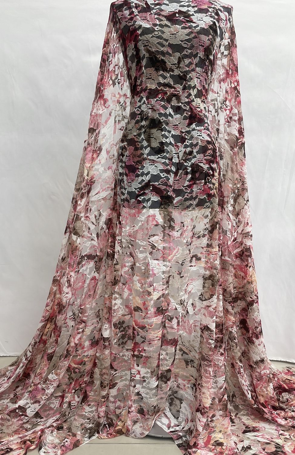 [ 14905 ] Lace Printed/140cm/5g/Cream OPink per Meter