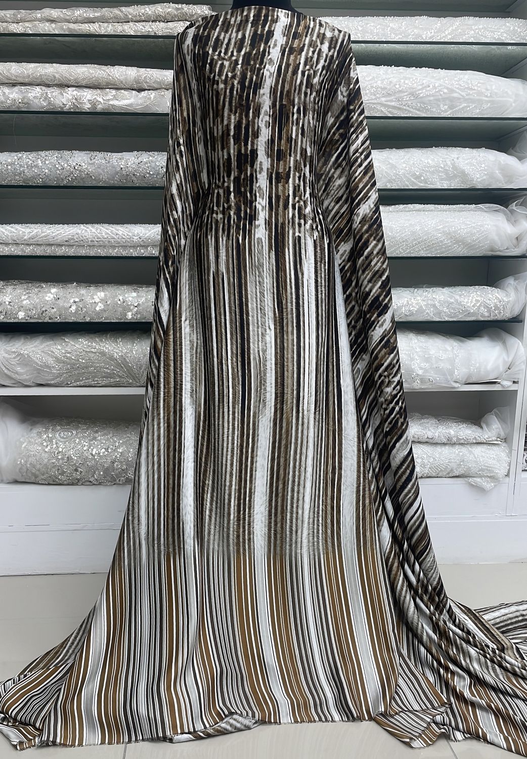 [ GEP-VI-1582-3 ] GeorgetteBorderPrint150-Brown per Meter