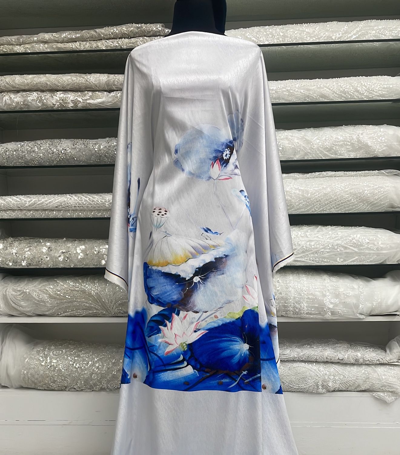 [ 17475 ] Satin Stretch Printed/150cm/5g/BLUE per Meter