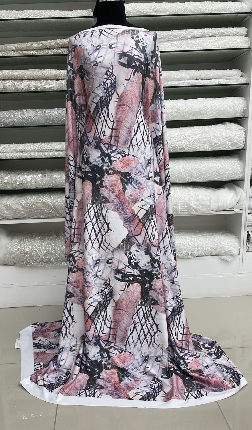 Knit [ 17444 ] Knit Venecia Printed/160cm/5g/Grey w/red per Meter