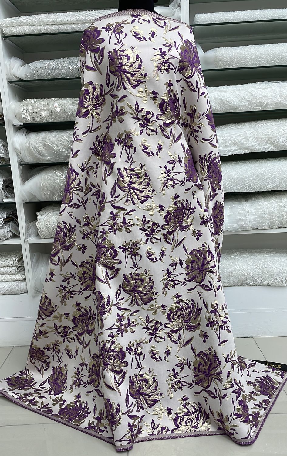 Brocade [ 24357 ] Brocade-36267-137-05-Purple per Meter