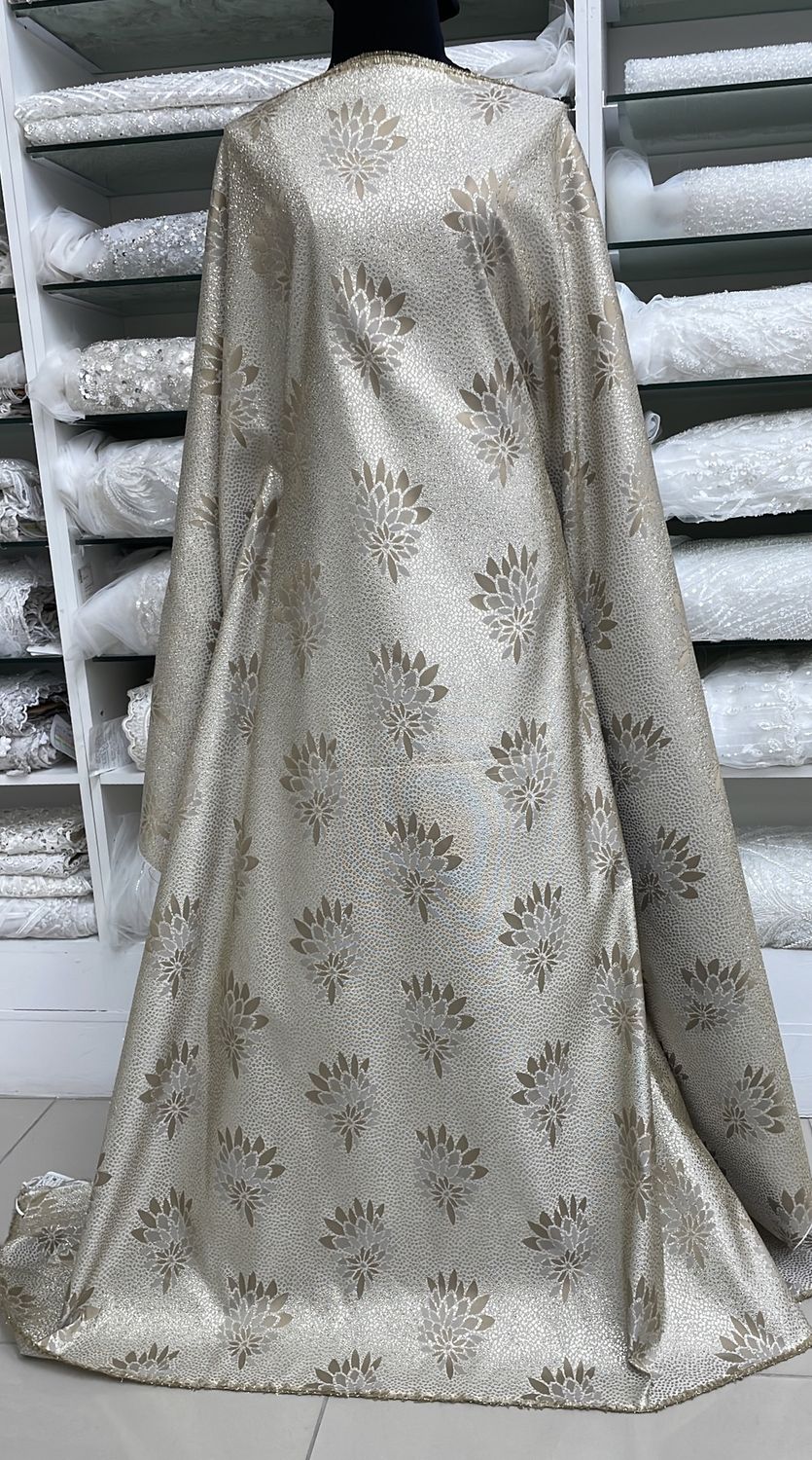Brocade [ BR-CAE-CDD06-CH ] Brocade Cadena - 140W - Champagne per Meter