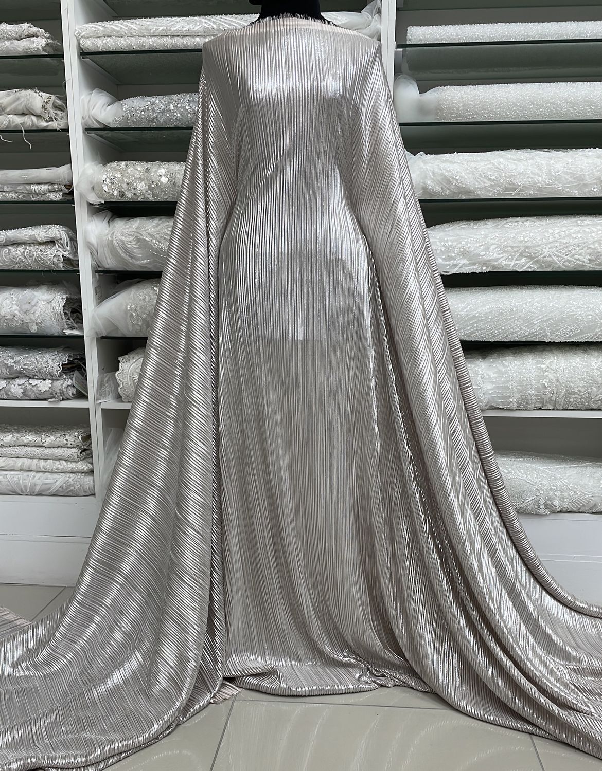 [ 25188 ] Satin CrushPleat Lurex-150-24-Nude Silver per Meter
