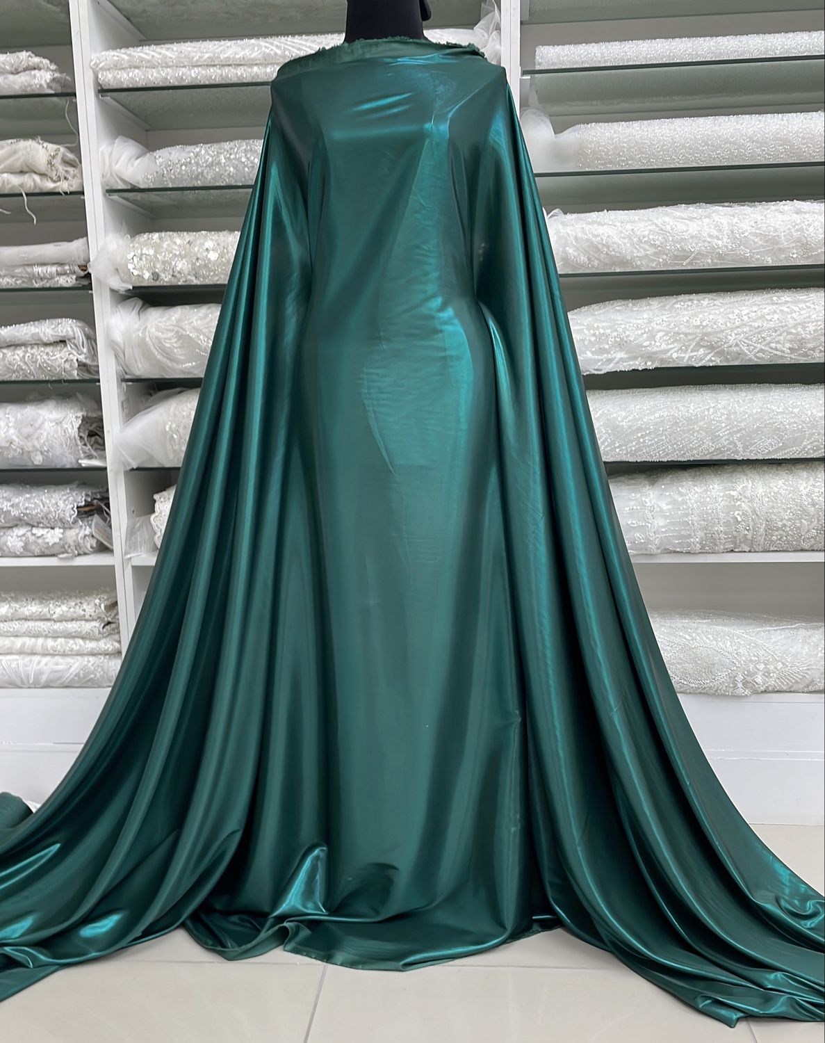 [ 25298 ] Armani Satin Gloss-150-558-Midnight Pine per Meter