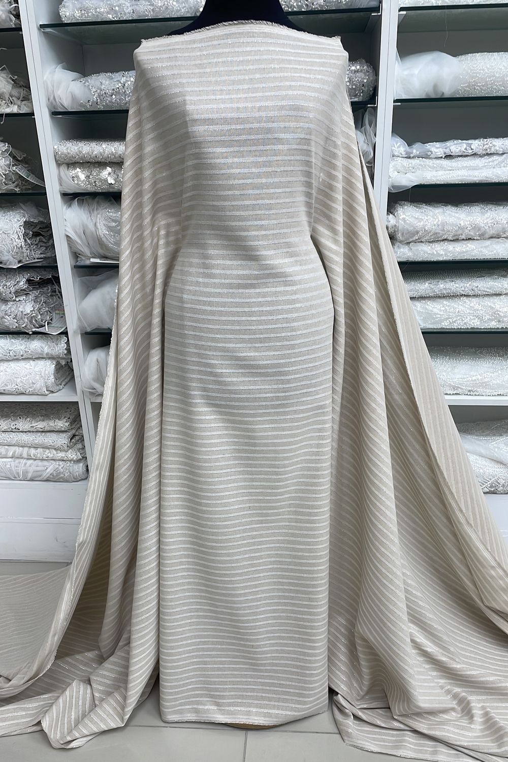 [ 25114 ] Linen Stripe Lurex Silver-140-01-Natural per Meter