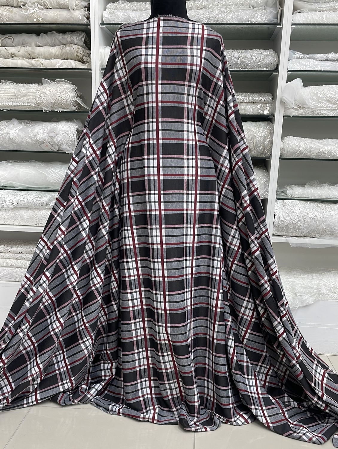 Ponte di Roma [ 18869 ] Knit Punty De Roma Jacquard/145/260g/BLK/WINE/CHEC per Meter