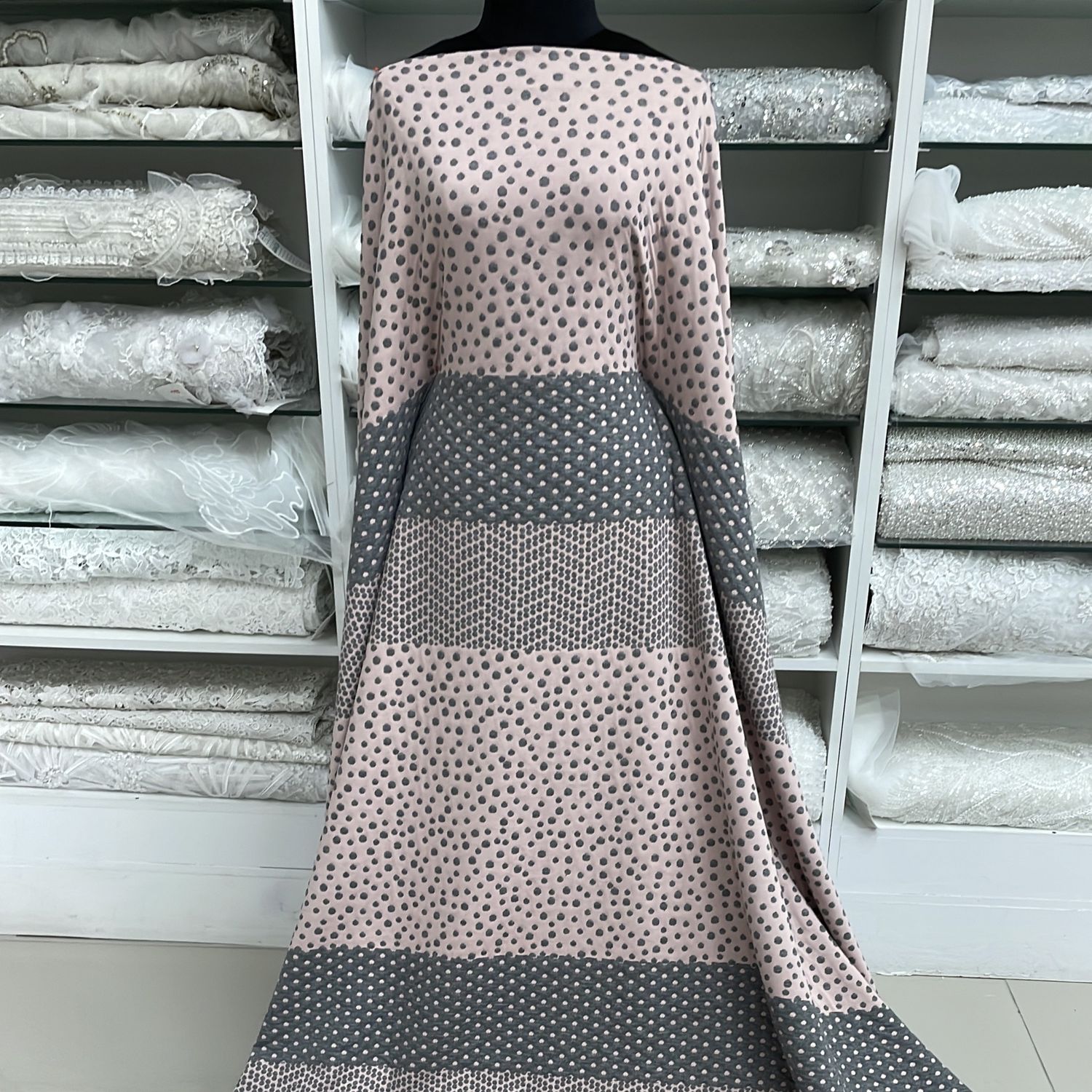 [ 25175 ] Knit Padded Panels Dots-150-18-Pink Grey per Meter
