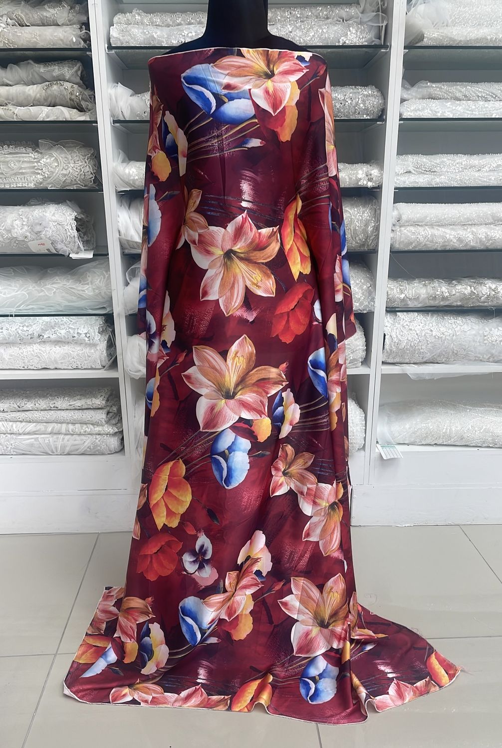 [ 18889 ] Satin Stretch Printed/145/95g/WINE ROYAL per Meter
