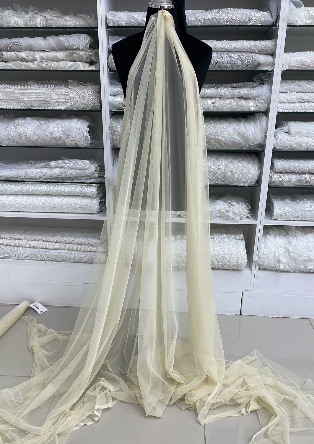 [ TS-GG-W16134-3 ] Tulle Soft 137cm Beige per Meter