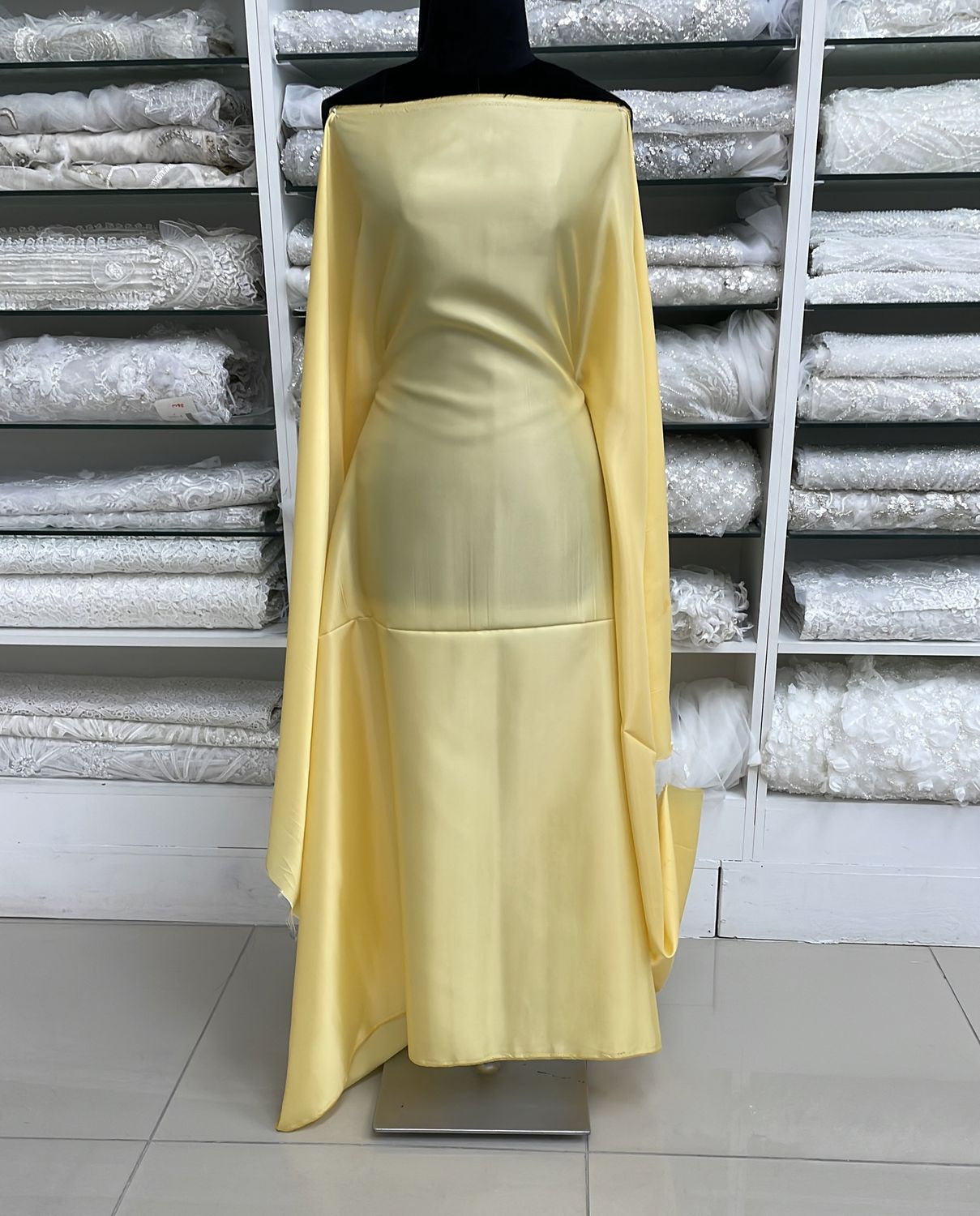 [ LA-ICI-B920 ] Lining Acetate - 120W - Sunflower Yellow per Meter