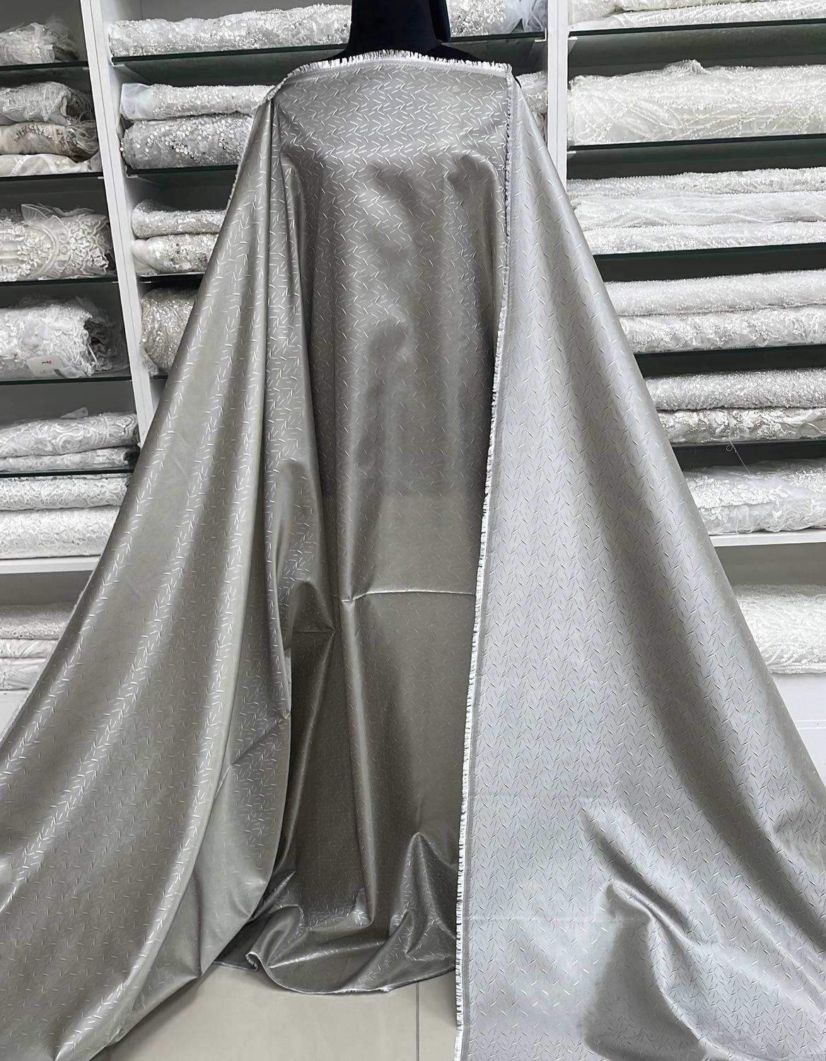 [ 24870 ] Jacquard Suit Lining-150-06-Silver per Meter