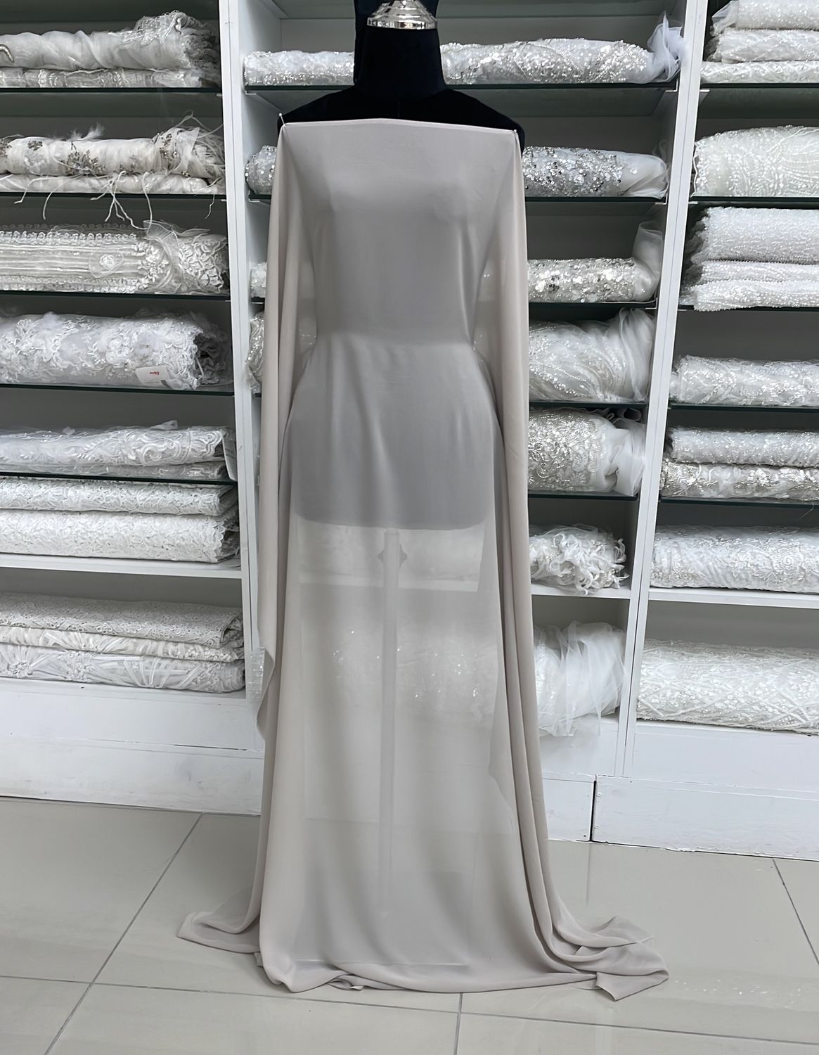 [ 000000250 ] Chiffon Dream Angel Plain Dyed-RO/150cm/5g/Platinu per Meter