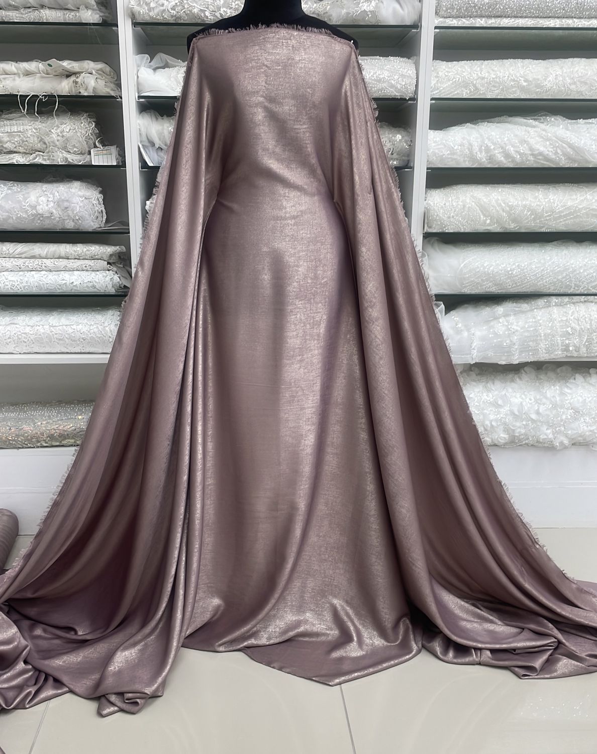 Glamour Gold Satin-(per m)-150-03-Deauville Mauve Gold