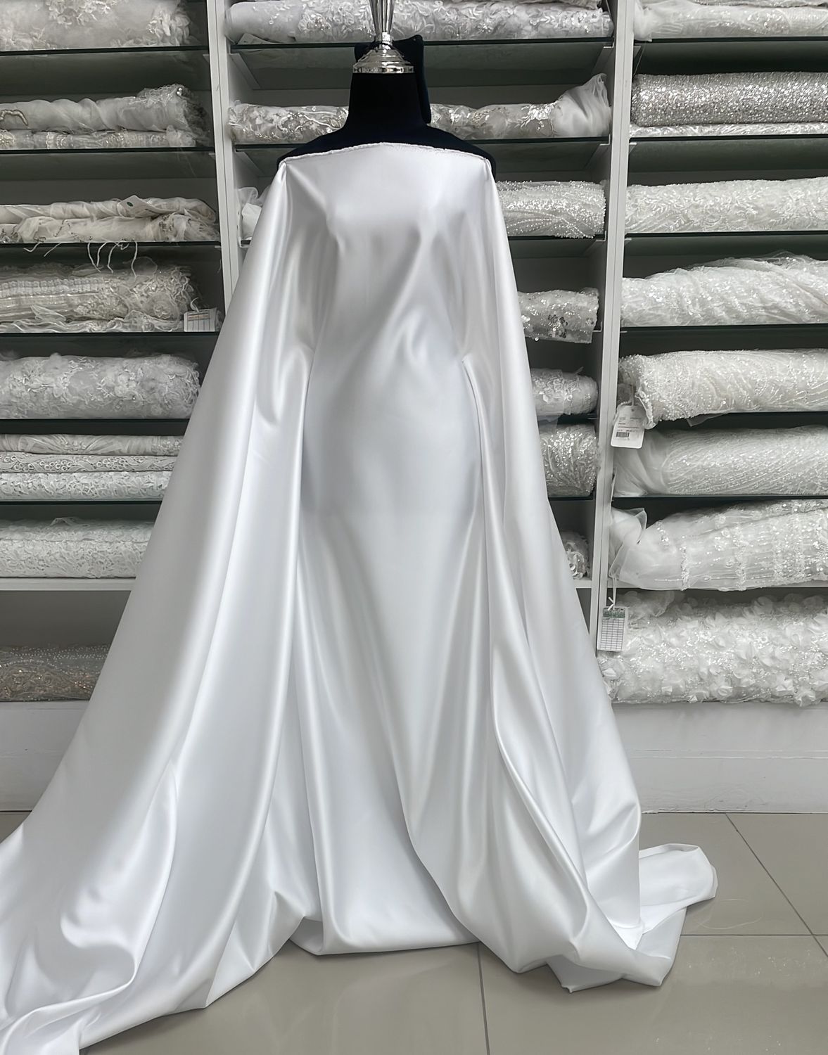 [ 24897 ] DuchessSatinLux-630-1GU-150-WHITE-RW1 per Meter47.80