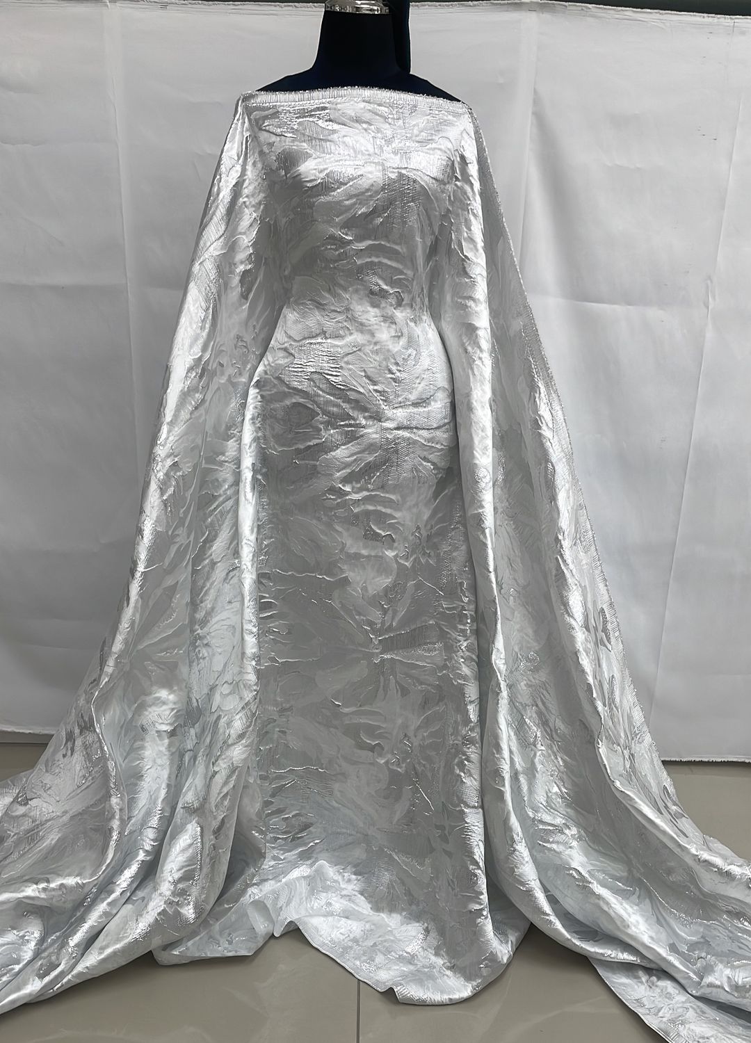 Wedding Dress Fabric Brocade-per m-150-01-White