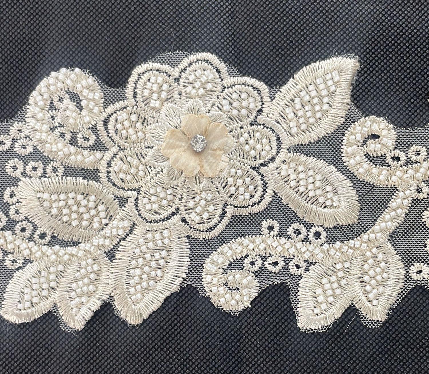 [ 23370 ] Lace Braid Beaded-LABB-10cm-BEIGE-04 per Meter