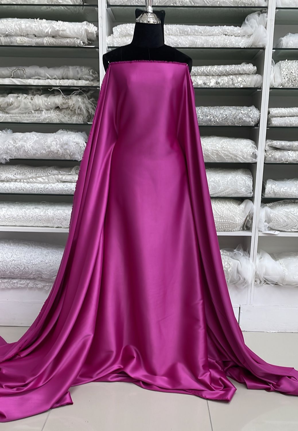 Satin Milano-per m-150-F28-Magenta