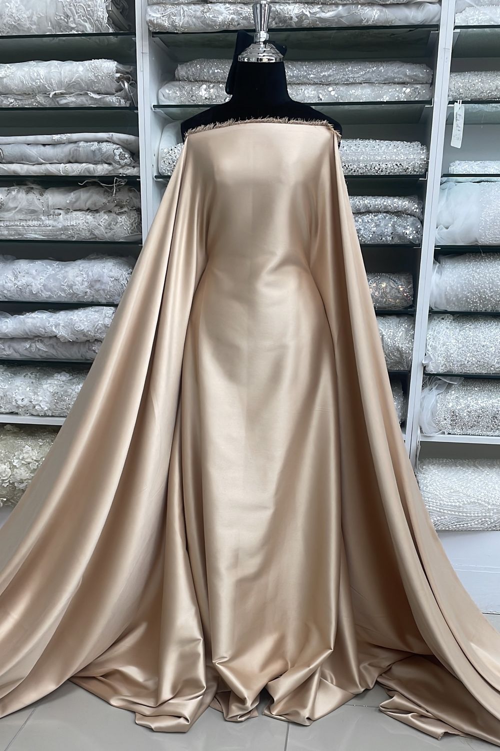 Satin Milano-per m-150-F12-Biscuit