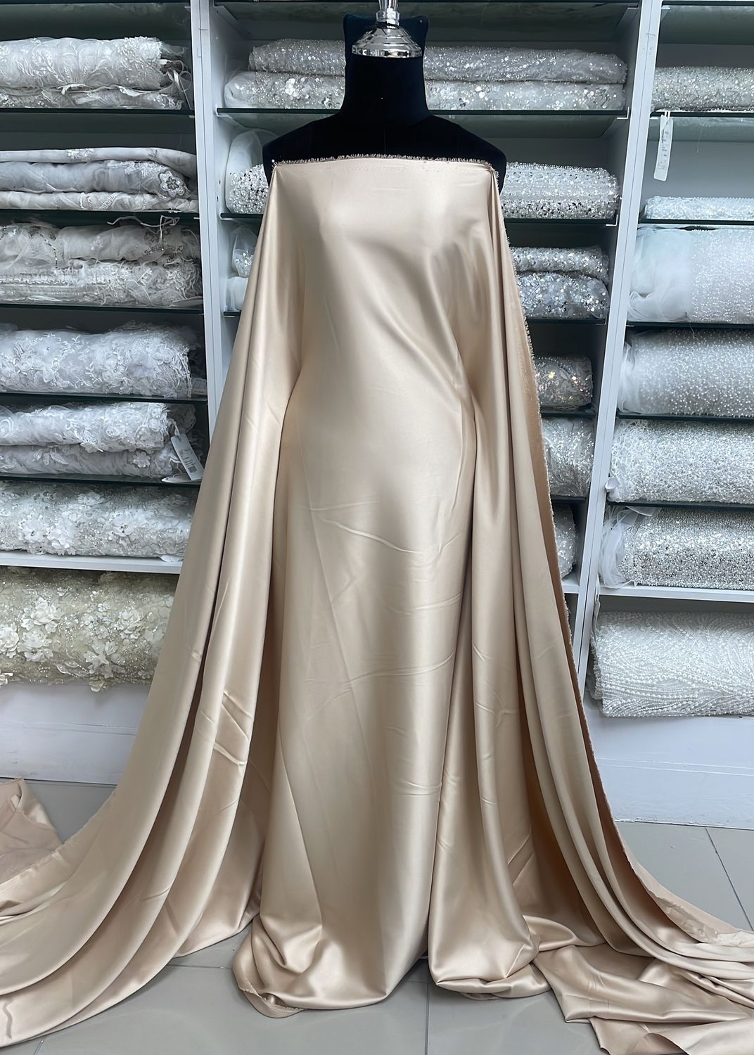 Satin Milano-per m-150-F11-Peach