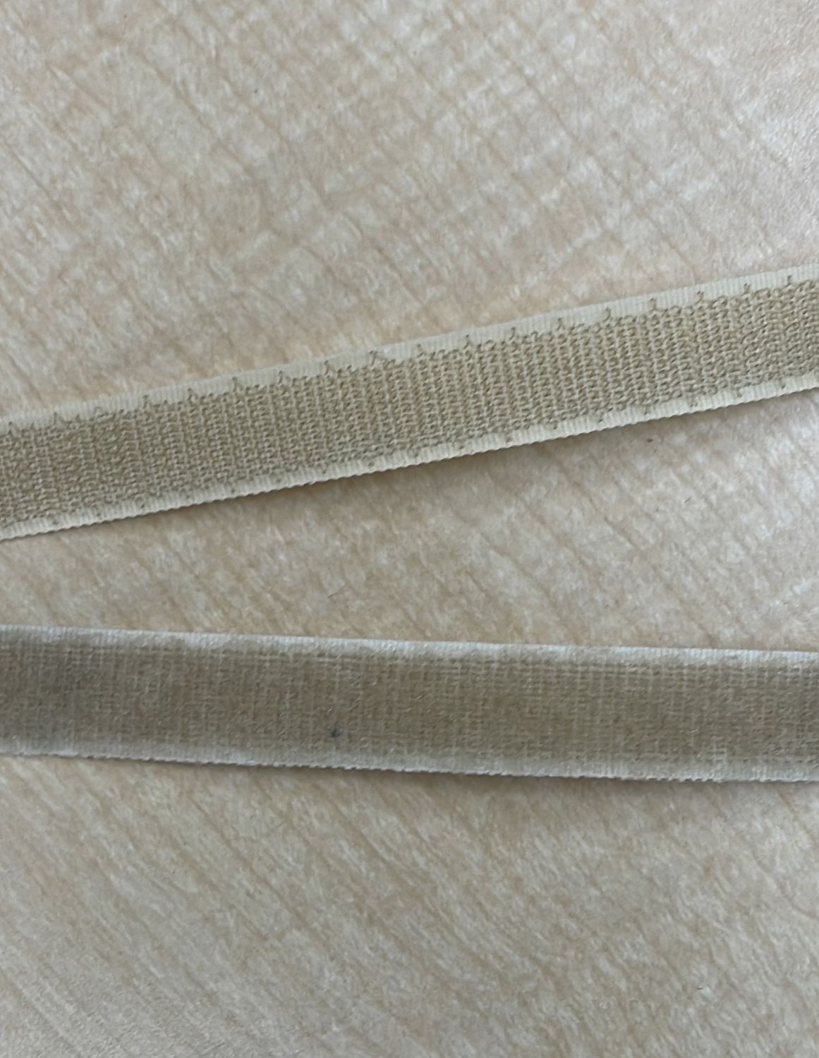 [ VELCRO-EN-16MMBE ] Velcro Hook &amp; Loop 16mm Beige per Meter