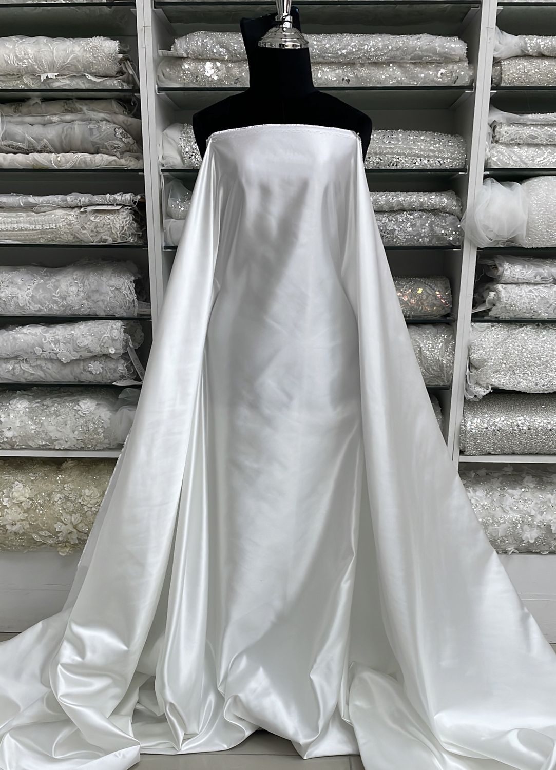[ 00000040B ] Duchess Satin Delux/3228/5g/40B - Silk White per Meter