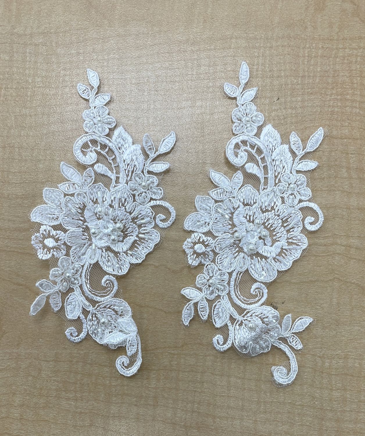 [ 14883 ] Lace Motiff Beaded/20cm/5g/Ivory per Pair
