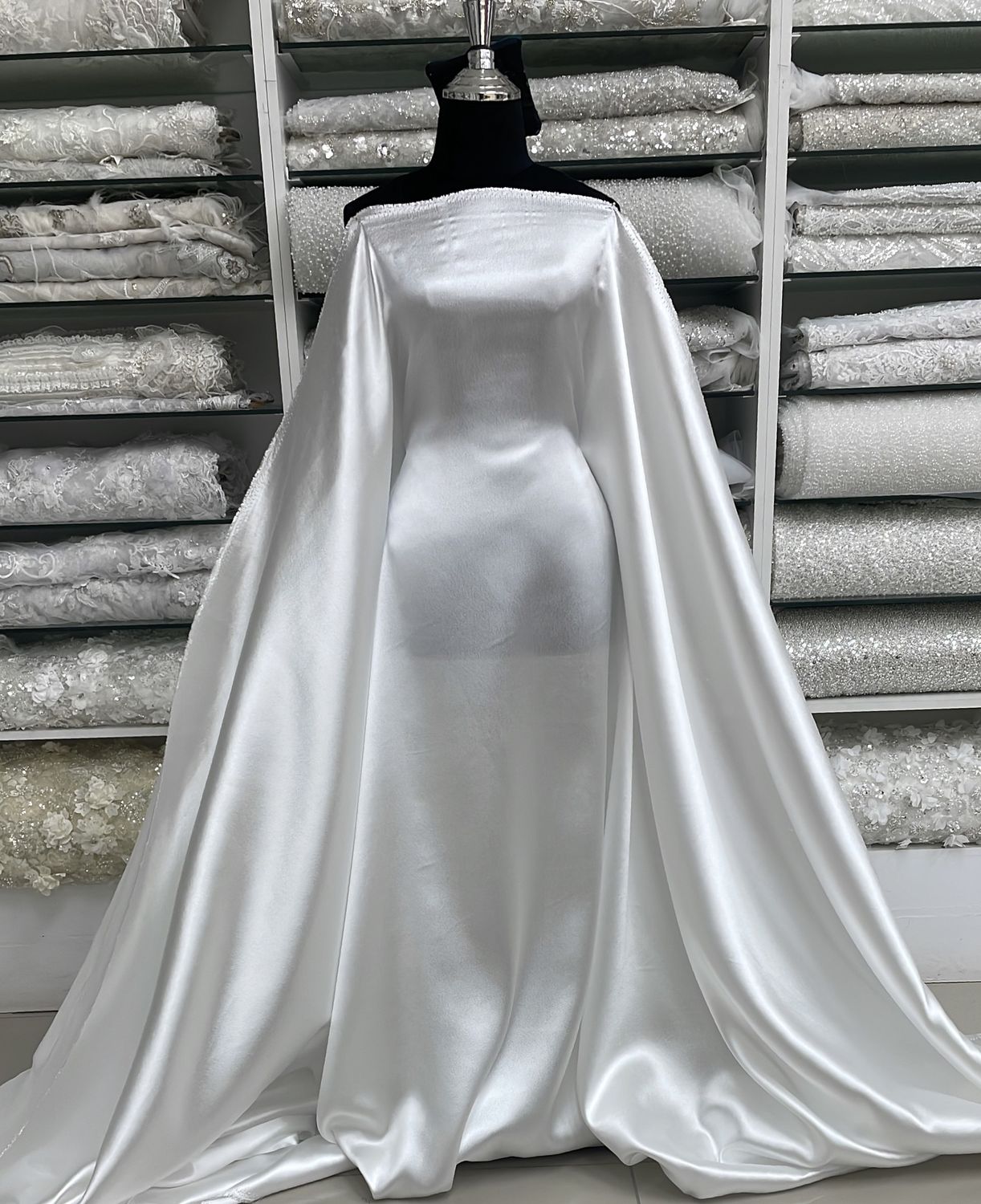 [ 24907 ] ITALIANO SATIN-3744-150-SILK WHITE-#1 per Meter