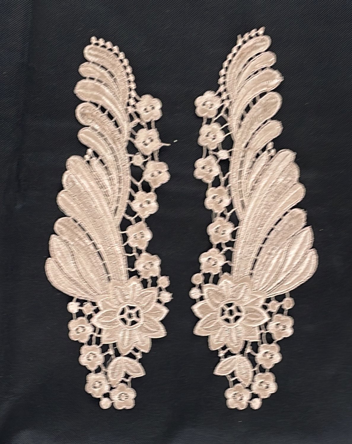 [ LACMP-AK-0919-7 ] LaceChemMotifPair 33CM-GOLD per Each