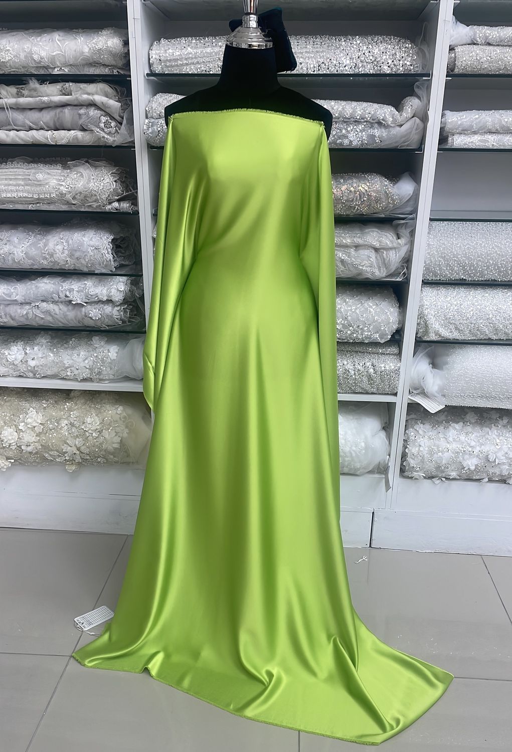 [ CSB-CA-7069-341 ] Crepe Cadena Satin Back 140 - Lime2 per Meter