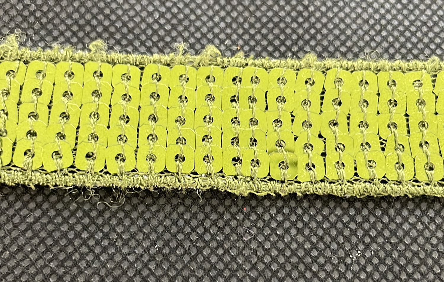 [ BRB-UNK-A-12 ] Braid Beaded 25mm Olive Green per Meter