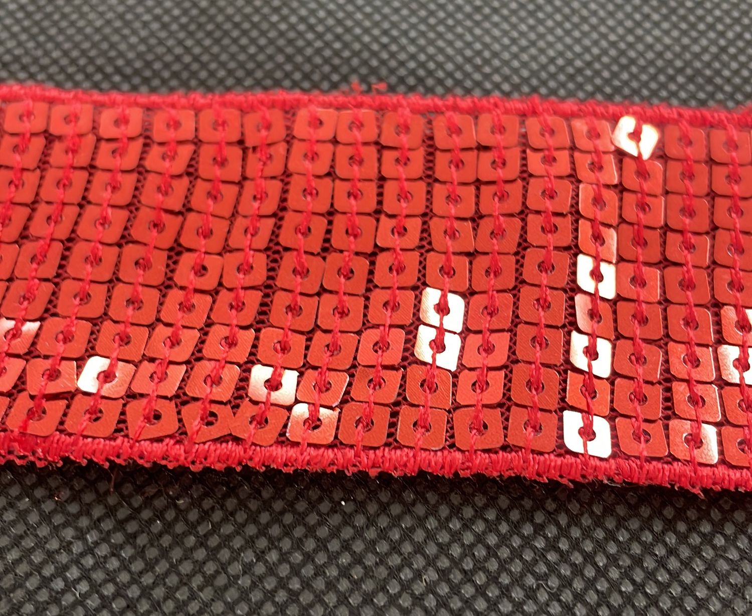 [ BRB-UNK-C-22 ] Braid Beaded 5cm - Red per Meter