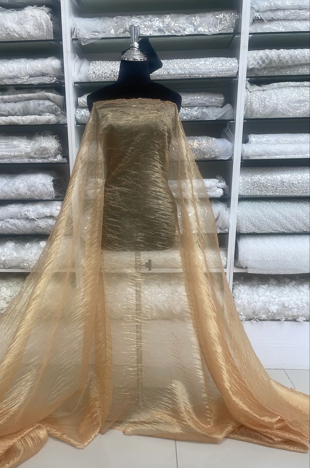 [ OC-KS-L2305-06 ] Organza Crushed  150 -  Light Gold per Meter