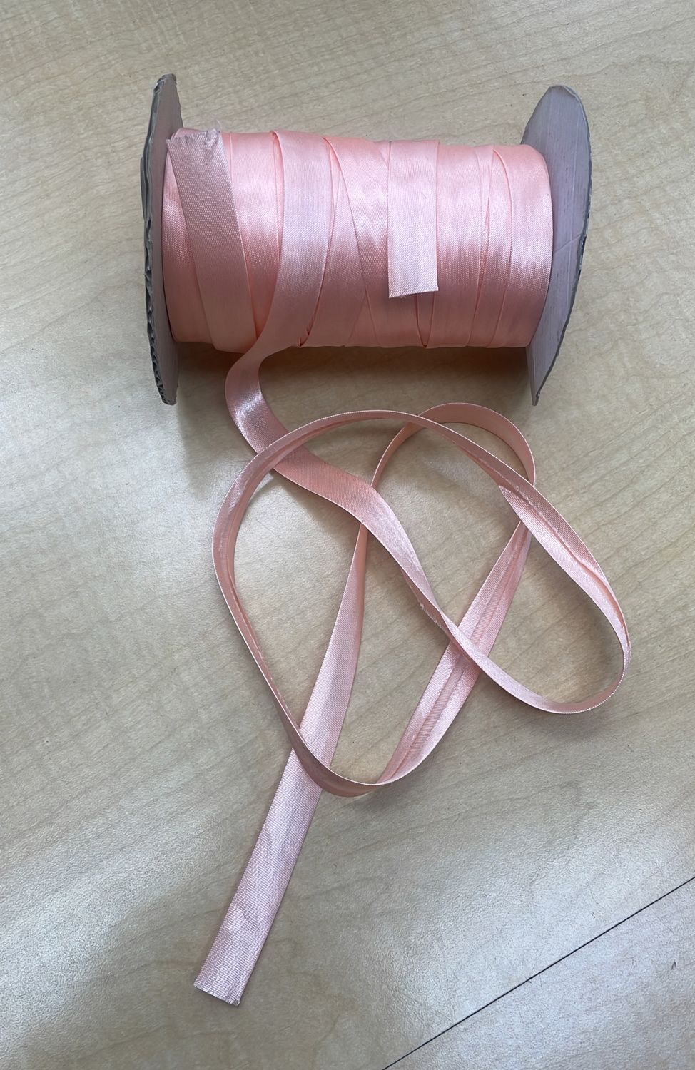 [ SBB-HTC-15MM-9 ] Satin Binding15mm-PEACH per Meter