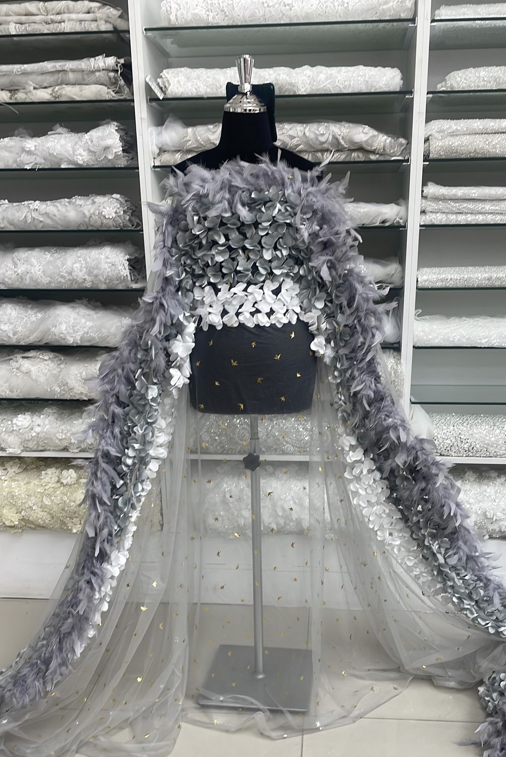 Dress Fabric Tulle Emb Applique Feathers-per m-150-05-Grey