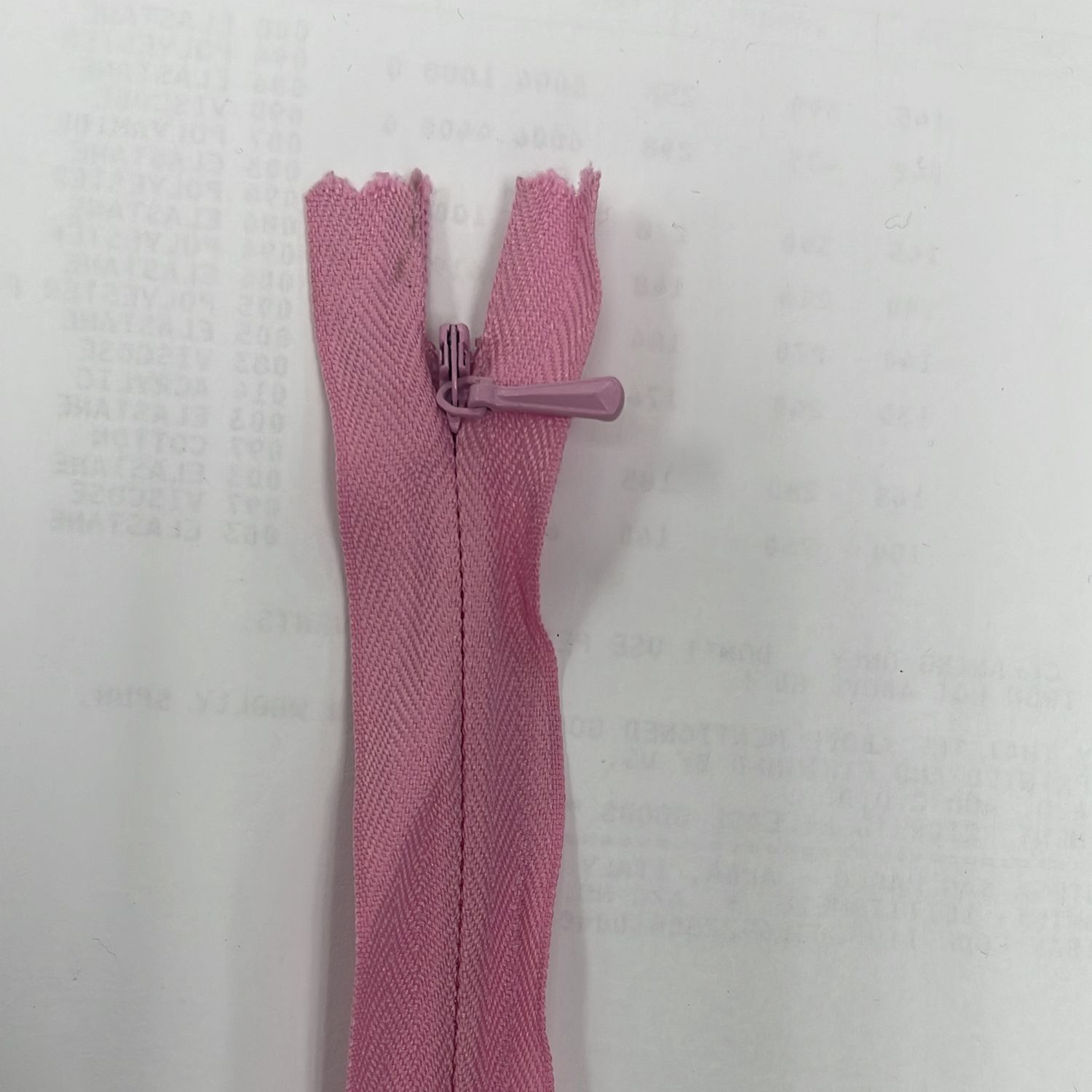 [ 21267 ] Zip Invisible Cotton/50cm/5g/Clover Pink per Each
